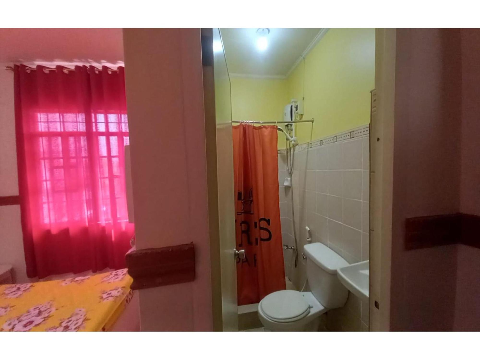 Oyo 1048 Jomckayl Apartelle Naga  Ngoại thất bức ảnh