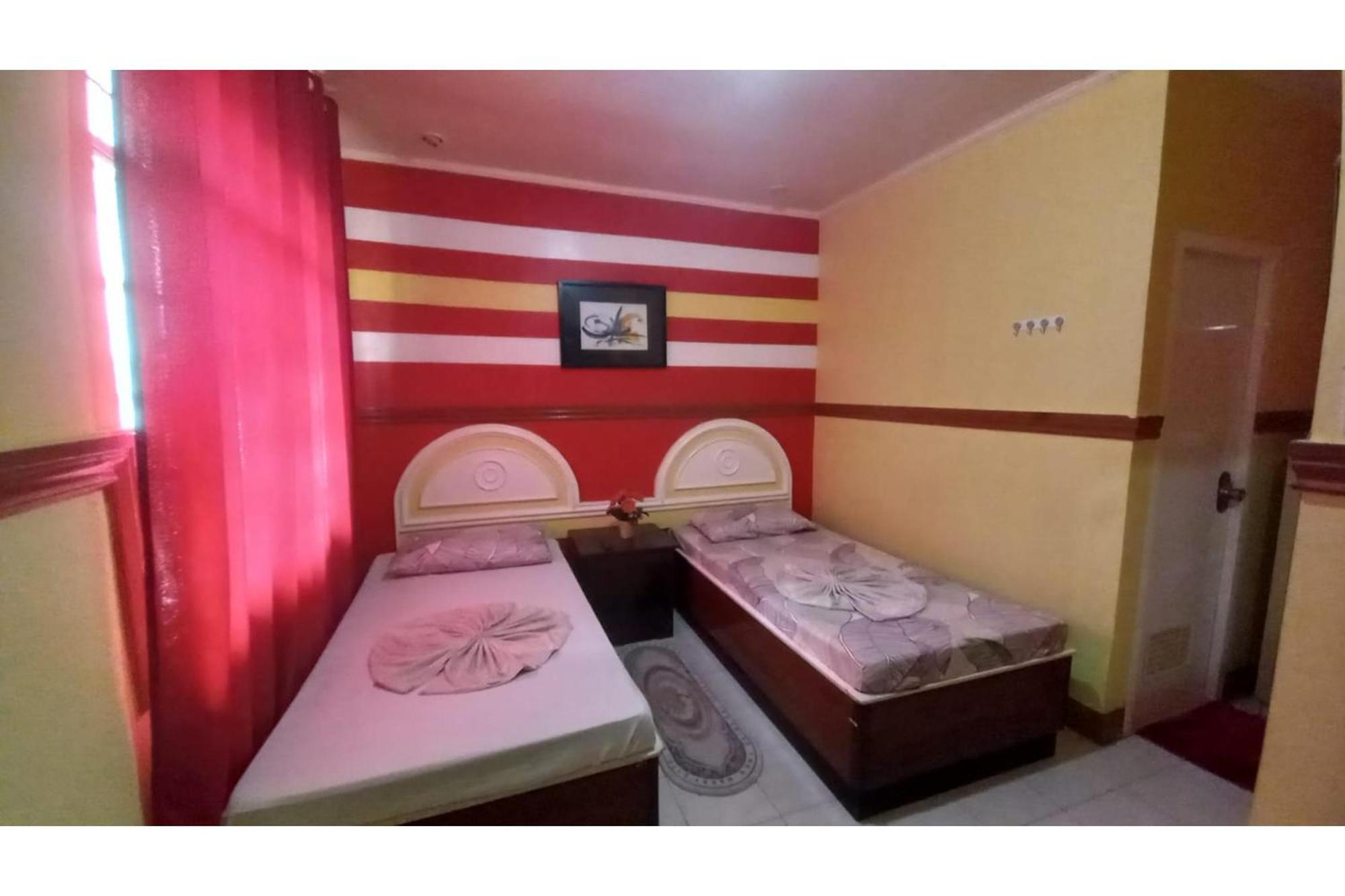 Oyo 1048 Jomckayl Apartelle Naga  Ngoại thất bức ảnh